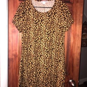 Leopard print T-shirt dress
